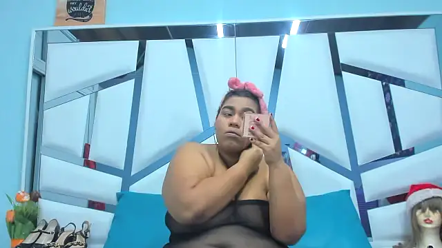 Snapshot of chanel_hot_001 chatting on November 19, 3:28 am chanel hot 001 online show from November 19, 3:28 am