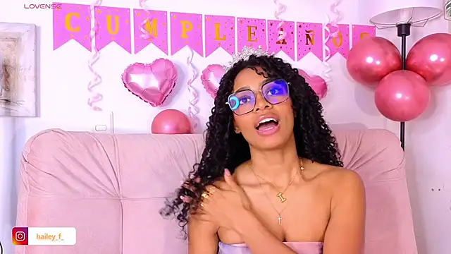 Heily Fox online show from March 5, 7:38 am