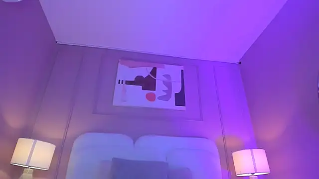 Snapshot of aria_greco chatting on November 4, 3:05 am aria greco online show from November 4, 3:05 am