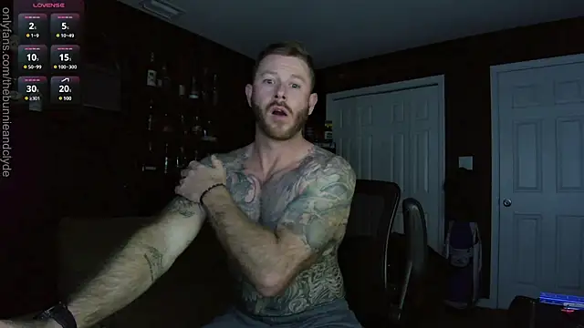 chillinthemosttt online show from December 18, 4:31 am