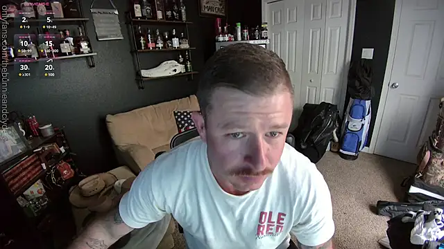 chillinthemosttt online show from March 3, 8:32 pm