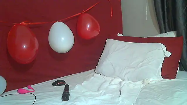 Snapshot of Mochabae chatting on February 14, 7:07 am Mochabae online show from February 14, 7:07 am