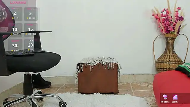 Latin Mature975 online show from September 19, 8:05 am