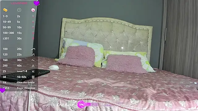 Snapshot of kattita_uwu chatting on September 12, 8:14 am kattita uwu online show from September 12, 8:14 am