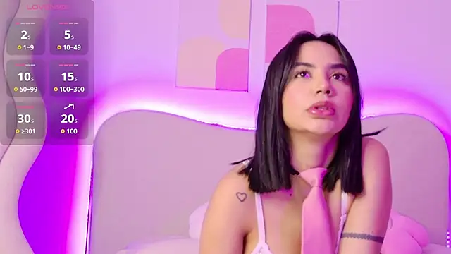 innocentlady  online show from November 22, 9:58 pm