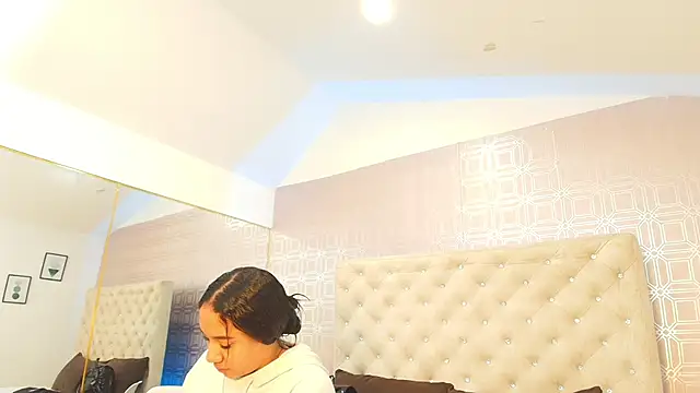 Sara Desire online show from February 1, 12:26 pm