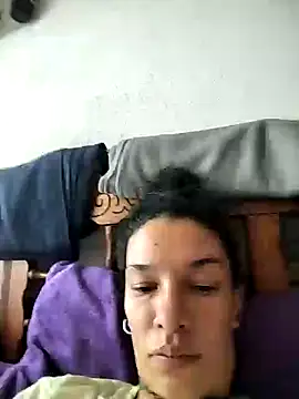 Snapshot of rebekka_simpson chatting on December 30, 3:57 pm rebekka simpson online show from December 30, 3:57 pm