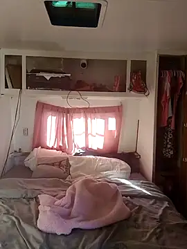 Snapshot of allissonw13 chatting on January 13, 7:10 pm allissonw13 online show from January 13, 7:10 pm