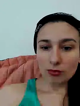 Bigyummmzul online show from December 15, 6:26 pm