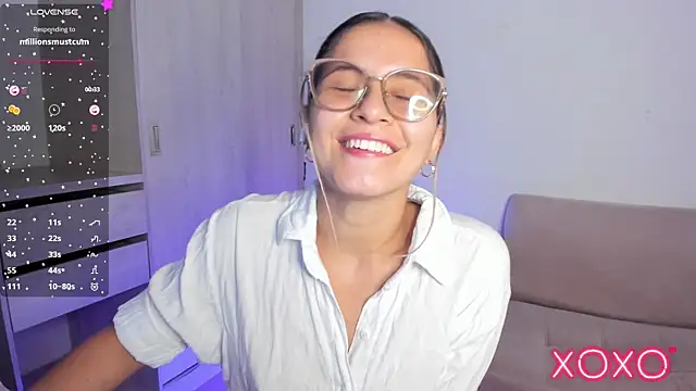 Lilacutte  online show from March 21, 8:19 am