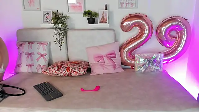 Malka Burning online show from March 2, 6:08 pm