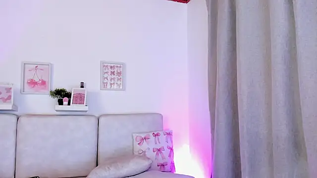 Malka Burning online show from November 5, 8:42 pm