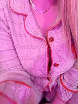 Snapshot of Afnane___charmouta chatting on November 18, 4:00 pm Afnane charmouta online show from November 18, 4:00 pm