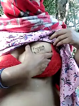Snapshot of Hot-rubina chatting on February 2, 4:15 am Hot-rubina online show from February 2, 4:15 am