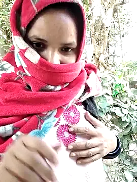 Snapshot of Hot-rubina chatting on February 14, 3:22 am Hot-rubina online show from February 14, 3:22 am