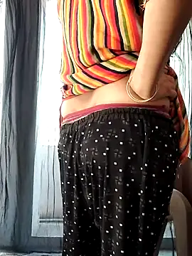 Snapshot of Hot-rubina chatting on March 18, 4:37 am Hot-rubina online show from March 18, 4:37 am
