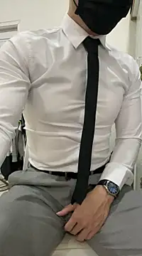 harrylouis1357 online show from December 19, 12:56 pm