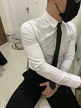 harrylouis1357 online show from December 29, 11:18 am