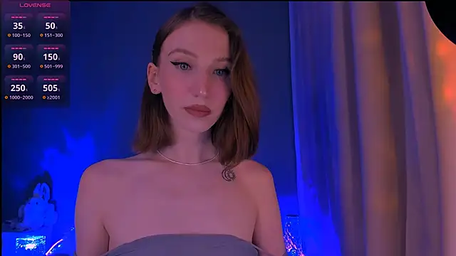 Snapshot of ellaamber chatting on November 2, 4:59 am ellaamber online show from November 2, 4:59 am