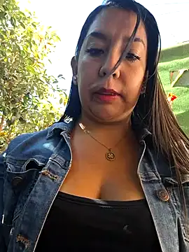 Bella keny online show from January 22, 1:53 pm