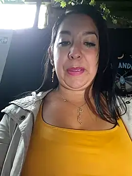 Bella keny online show from February 11, 7:38 pm