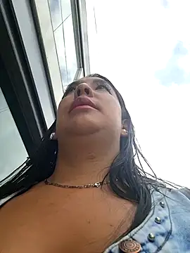 Bella keny online show from February 24, 2:15 pm