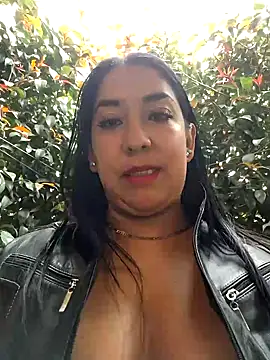 Bella keny online show from March 20, 6:42 pm