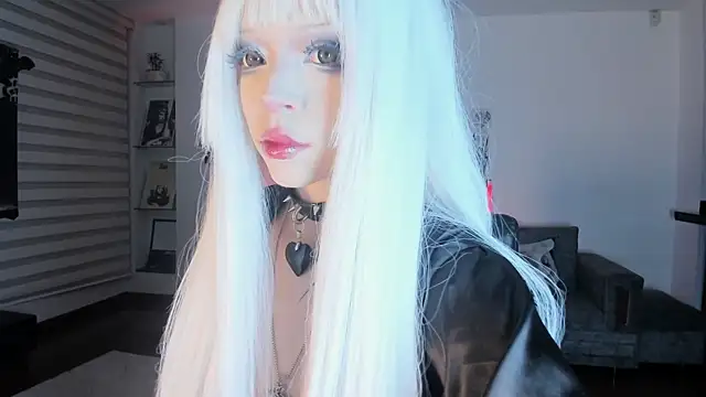 Snapshot of SophieHill_gh chatting on November 29, 7:22 am SophieHill gh online show from November 29, 7:22 am