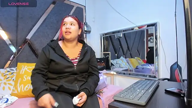 EmaGw online show from February 19, 11:01 pm