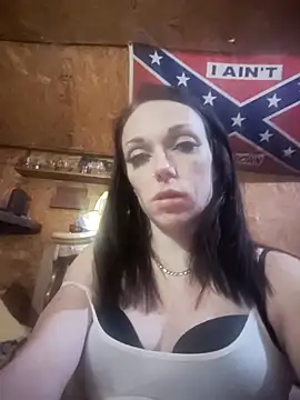 Genevieve143 online show from December 20, 7:04 am