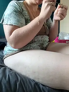 cruellaculdenfer67 online show from October 28, 9:24 am