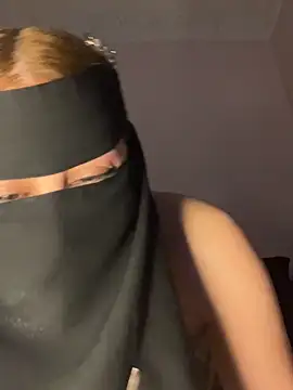 Jumanaa online show from April 10, 9:30 pm