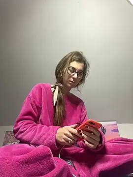 ur pleasure  online show from December 13, 9:09 pm