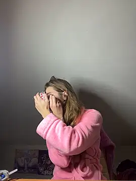 ur pleasure  online show from December 17, 8:10 pm