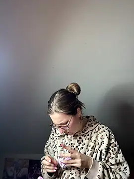 ur pleasure  online show from February 20, 8:14 pm