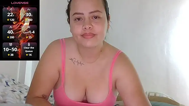 Snapshot of saramartinez1000 chatting on March 3, 6:33 pm saramartinez1000 online show from March 3, 6:33 pm