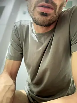 nicolaaaaas online show from October 2, 6:09 am