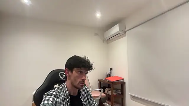 nicolaaaaas online show from October 8, 6:22 am