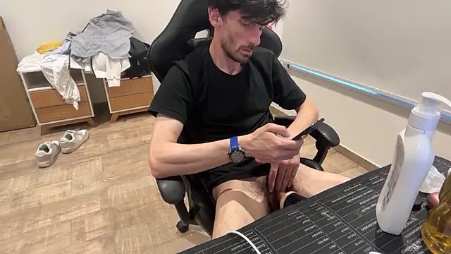 nicolaaaaas online show from October 17, 9:17 pm