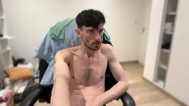 nicolaaaaas online show from November 24, 7:19 am