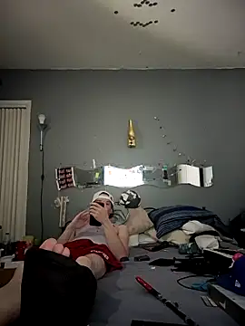 Snapshot of gifted723 chatting on October 19, 4:35 am gifted723 online show from October 19, 4:35 am