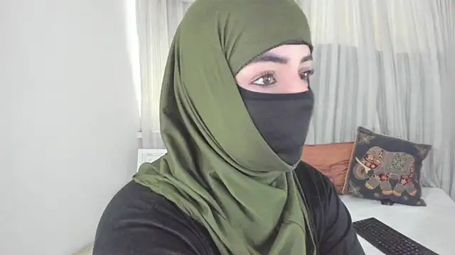 Uzra hayed online show from March 28, 2:27 pm