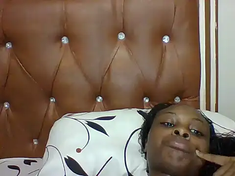 Snapshot of Toxique_ chatting on February 27, 6:07 am Toxique online show from February 27, 6:07 am