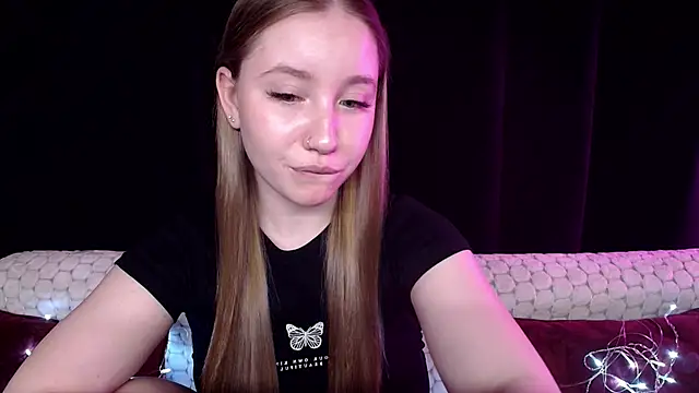 SindiWatsoon online show from December 15, 4:04 pm