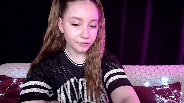 SindiWatsoon online show from December 16, 6:16 pm