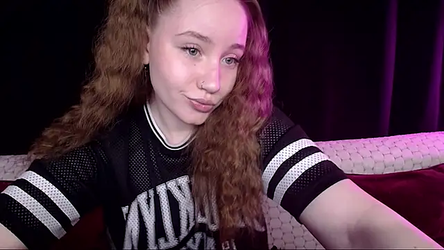 SindiWatsoon online show from March 16, 2:33 pm