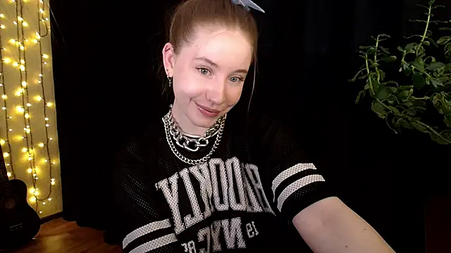 SindiWatsoon online show from September 12, 11:21 am