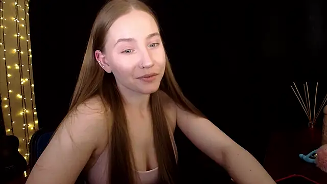 SindiWatsoon online show from April 26, 5:54 pm