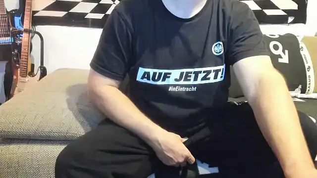 Snapshot of soulfuck92 chatting on October 11, 3:17 am soulfuck92 online show from October 11, 3:17 am