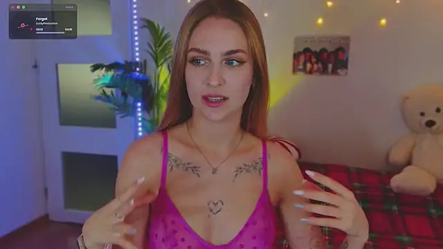 Snapshot of Kamila_icee chatting on January 20, 7:25 pm Kamila icee online show from January 20, 7:25 pm